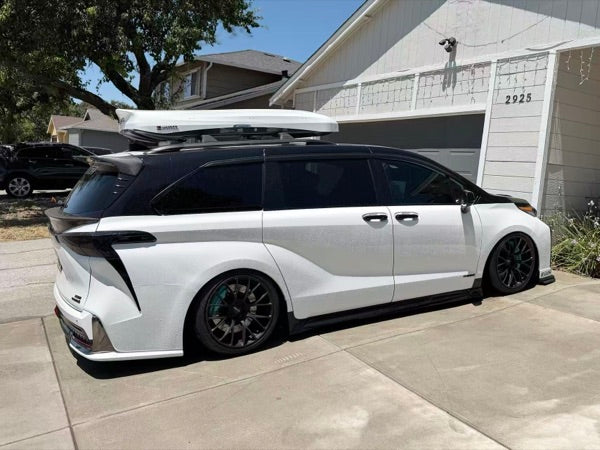 BMWToyota Sienna